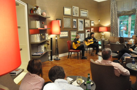 Spanish and flamenco guitar for parties in Madrid